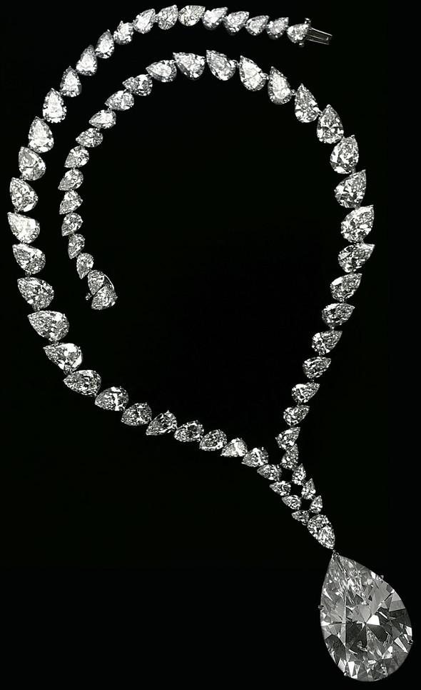 Пізніше, у своїй книзі «My Love Affair with Jewelry», Тейлор визнається, що шкодує про продаж діаманта